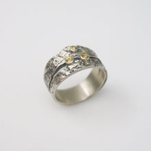 Load image into Gallery viewer, Triple Sapphire Bark Ring
