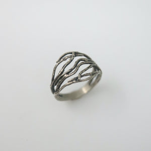 Intertwining Twig Ring