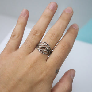 Intertwining Twig Ring