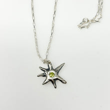 Load image into Gallery viewer, Small Star Necklace
