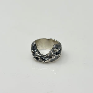 Horseshoe Drops Ring