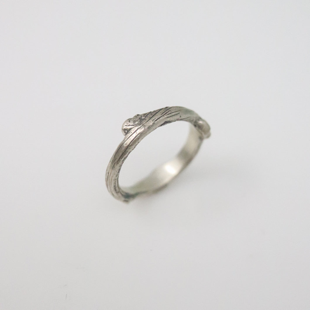 Single Twig Ring