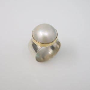 White Mabe Pearl Ring