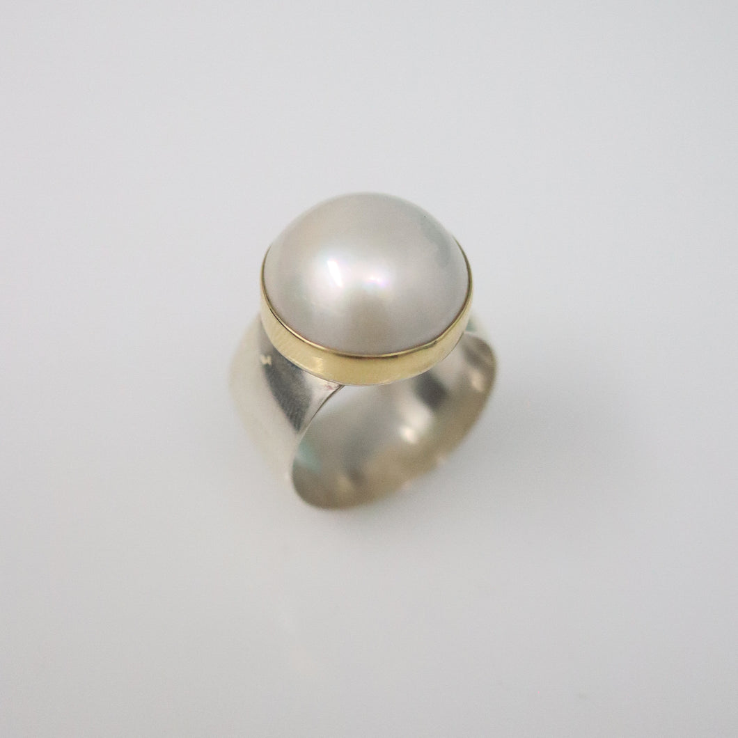 White Mabe Pearl Ring