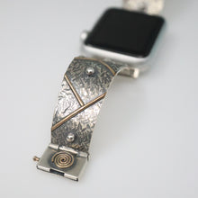 Load image into Gallery viewer, Apple Watch Band Oxidized
