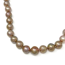 Load image into Gallery viewer, Freshwater Pearl Necklace
