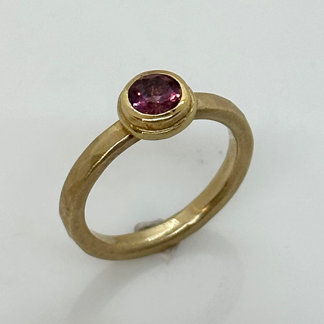 RHODOLITE GARNET 18K GOLD RING