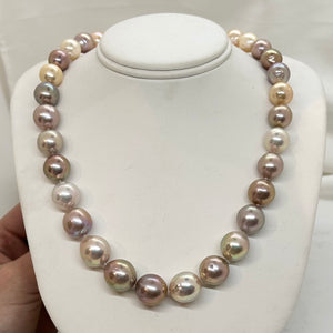FRESHWATER PEARL NECKLACE